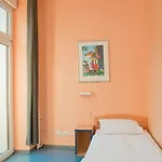 Hotel Happy