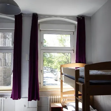 Happy Отель Берлин