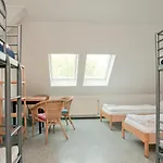 Happy Hotel