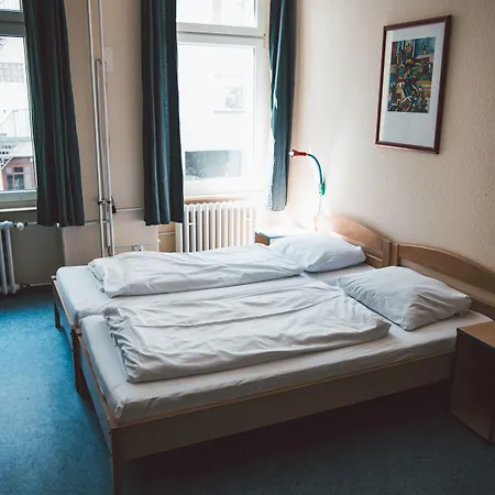 Hotel Happy 2*