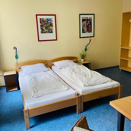 Happy Отель Берлин